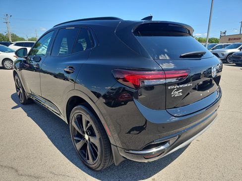 Used 2021 Buick Envision Essence w/ Technology Package I FWD image 5