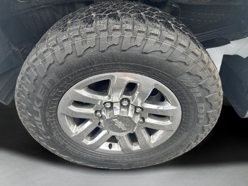 Used 2018 Chevrolet Silverado 2500 LT w/ All Star Edition AWD/4WD image 10