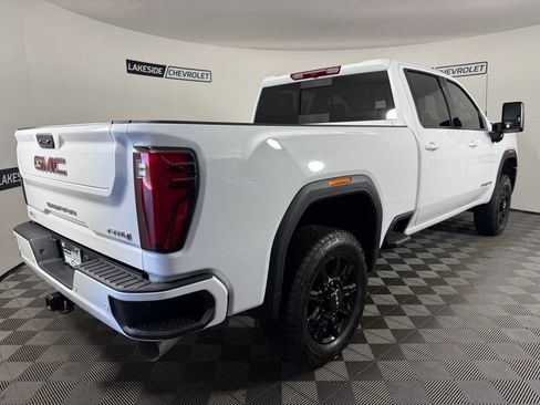 Used 2025 GMC Sierra 2500 AT4 AWD/4WD image 6
