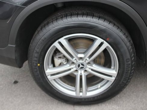 Used 2021 Mercedes-Benz GLC 300 4MATIC image 38