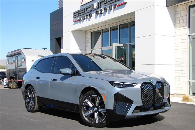 Used 2024 BMW iX xDrive50 w/ Premium Package AWD/4WD image 1