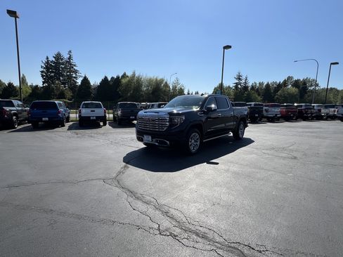 New 2026 GMC Sierra 1500 Denali AWD/4WD image 3