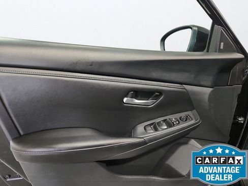 Used 2024 Nissan Sentra SV FWD image 18