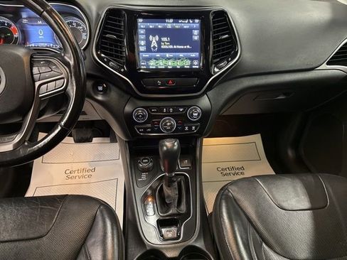 Used 2020 Jeep Cherokee Limited AWD/4WD image 18
