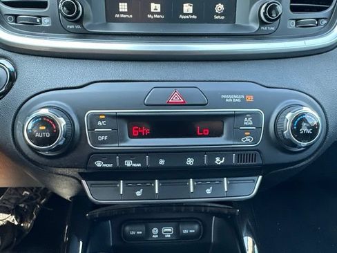 Used 2020 Kia Sorento EX AWD/4WD image 39