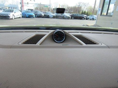 Used 2014 Porsche Panamera 4 image 22
