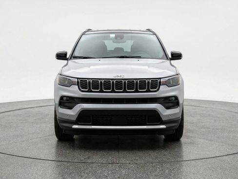 Used 2025 Jeep Compass Limited image 2