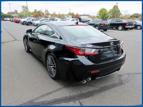 Used 2017 Lexus RC F image 5