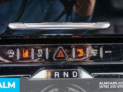 Used 2023 Jeep Wagoneer Series II image 44