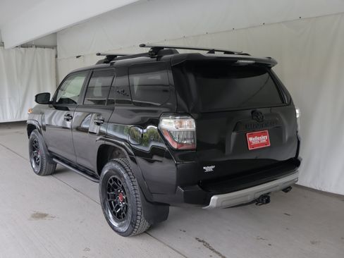 Used 2023 Toyota 4Runner TRD Off-Road Premium w/ Off Road Premium Plus Package AWD/4WD image 27