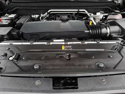 Used 2026 GMC Canyon AT4 w/ Nightfall Essentials Package image 27