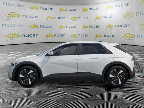 New 2026 Hyundai Ioniq 5 SEL image 3