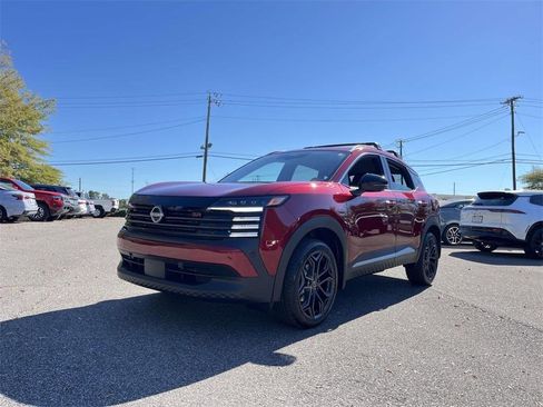 New 2026 Nissan Kicks SR image 2