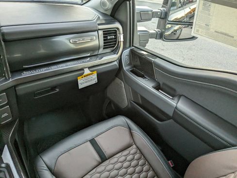 New 2024 Ford F250 Lariat w/ Lariat Ultimate Package image 16