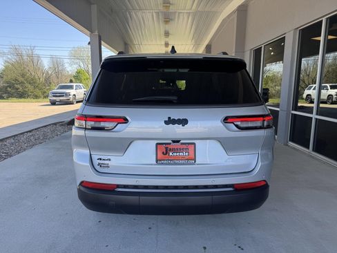 New 2026 Jeep Grand Cherokee L Limited AWD/4WD image 8
