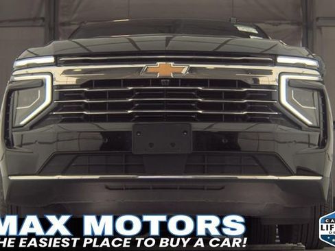 Used 2025 Chevrolet Tahoe LT AWD/4WD image 3