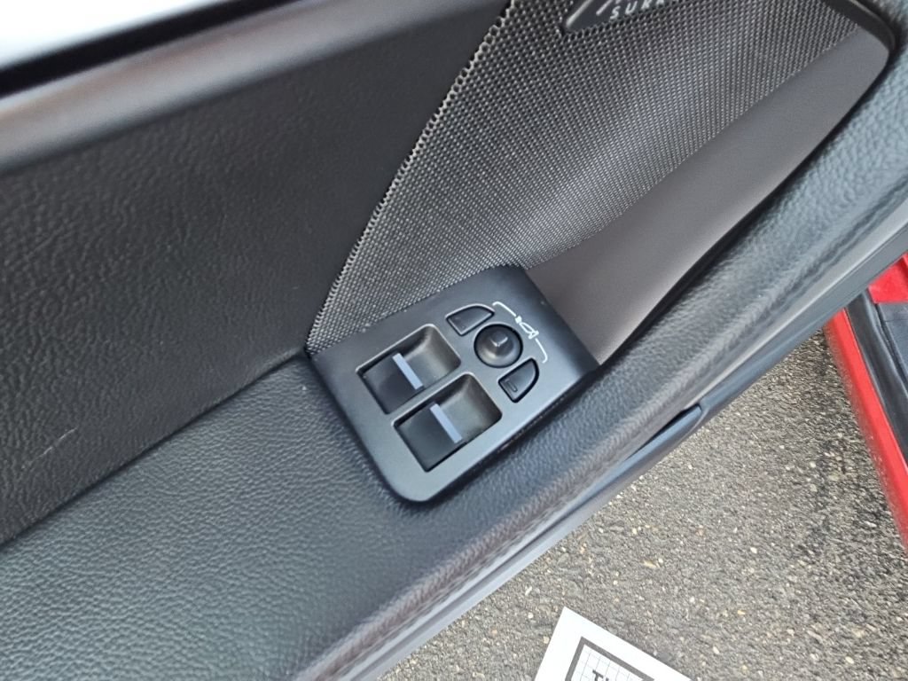 Used 2017 Jaguar F-TYPE Coupe RWD image 25