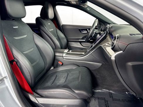 Used 2024 Mercedes-Benz C 43 AMG 4MATIC Sedan w/ AMG Carbon Fiber Package image 36