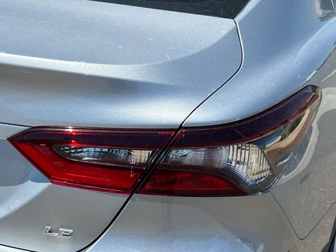Used 2024 Toyota Camry LE w/ Convenience Package FWD image 18