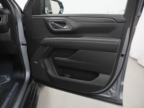 Used 2024 GMC Yukon SLT w/ SLT Premium Package AWD/4WD image 48