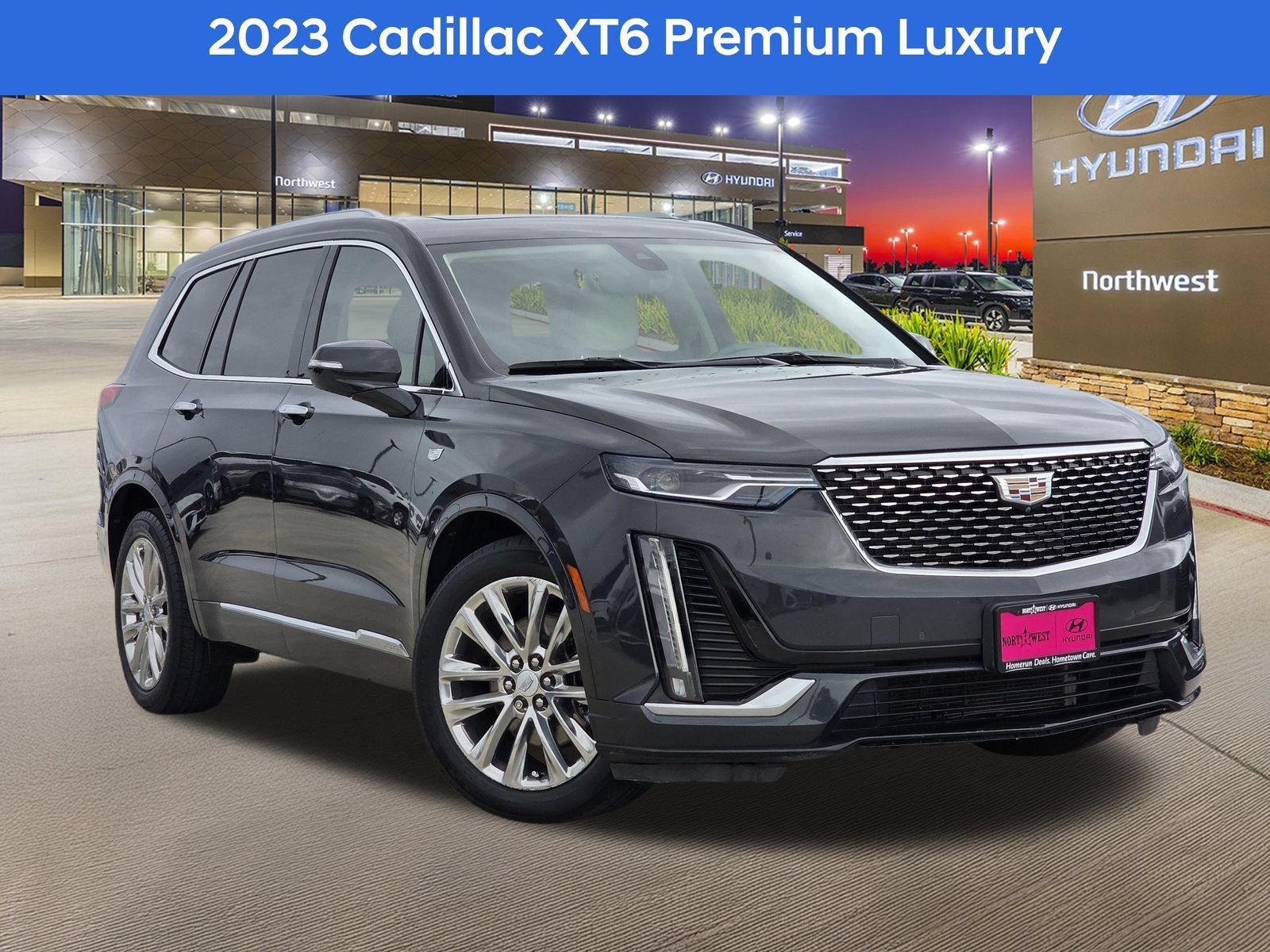 Used 2023 Cadillac XT6 Premium Luxury w/ Technology Package FWD image 1