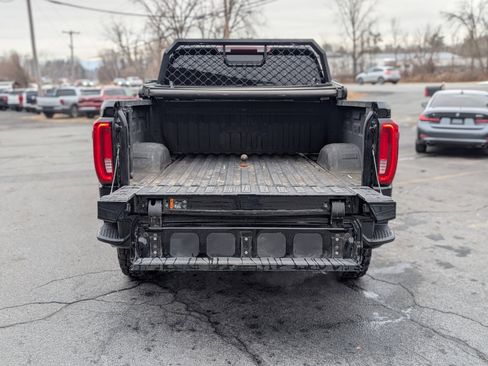 Used 2022 GMC Sierra 2500 AT4 w/ Snow Plow Prep/Camper Package image 39