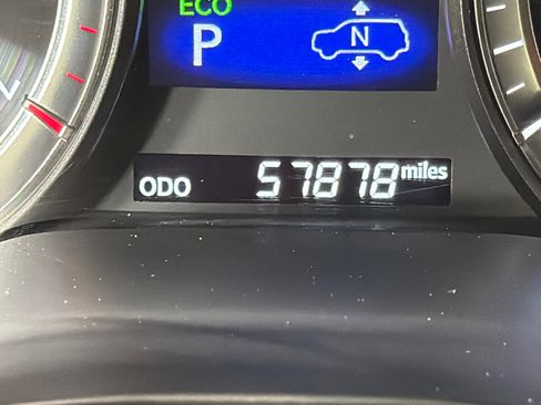 Used 2019 Lexus LX 570 4WD w/ Luxury Package image 31