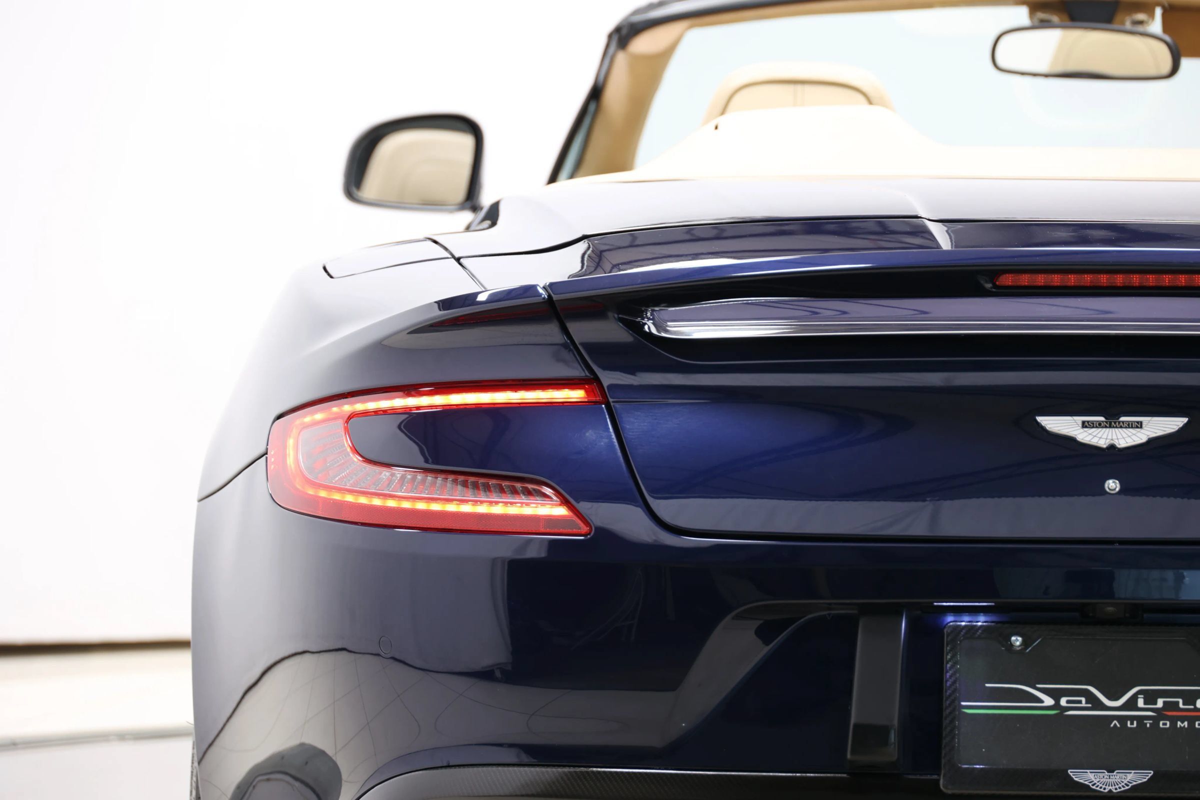 Used 2016 Aston Martin Vanquish Volante RWD image 48