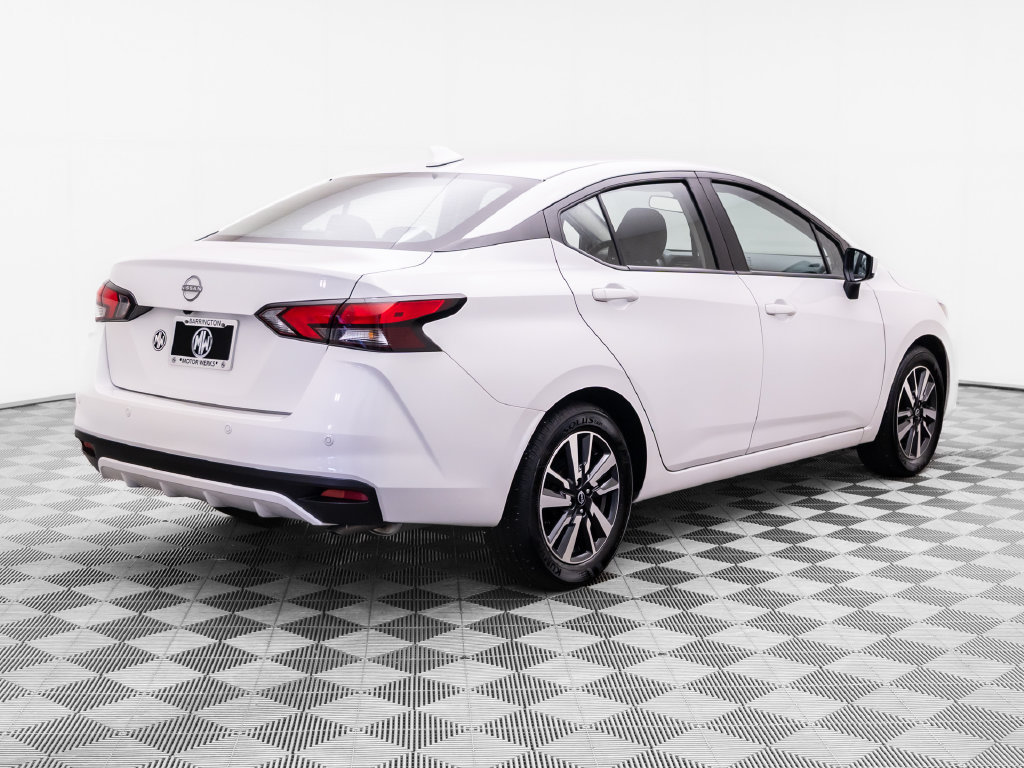 Used 2025 Nissan Versa SV FWD image 7