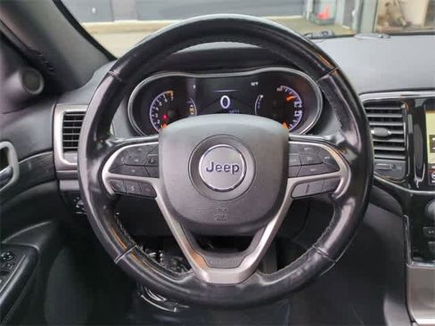 Used 2021 Jeep Grand Cherokee Laredo X image 23