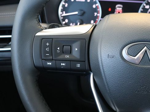 Certified 2025 INFINITI QX60 Pure AWD/4WD image 12