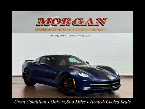 Used 2018 Chevrolet Corvette Stingray Coupe w/ 2LT Preferred Equipment Group image 1