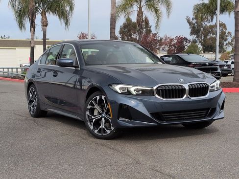 New 2026 BMW 330i Sedan w/ Convenience Package image 2
