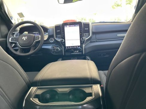 Used 2025 RAM 1500 Big Horn AWD/4WD image 35