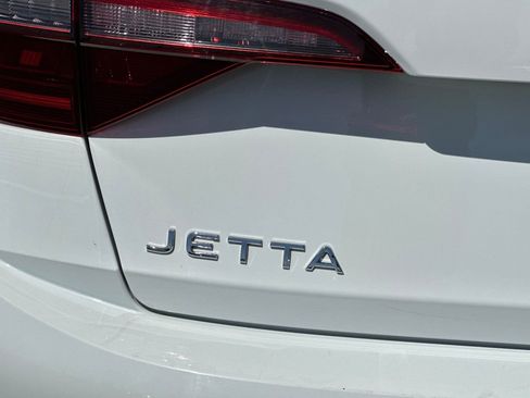 Used 2024 Volkswagen Jetta S FWD image 29