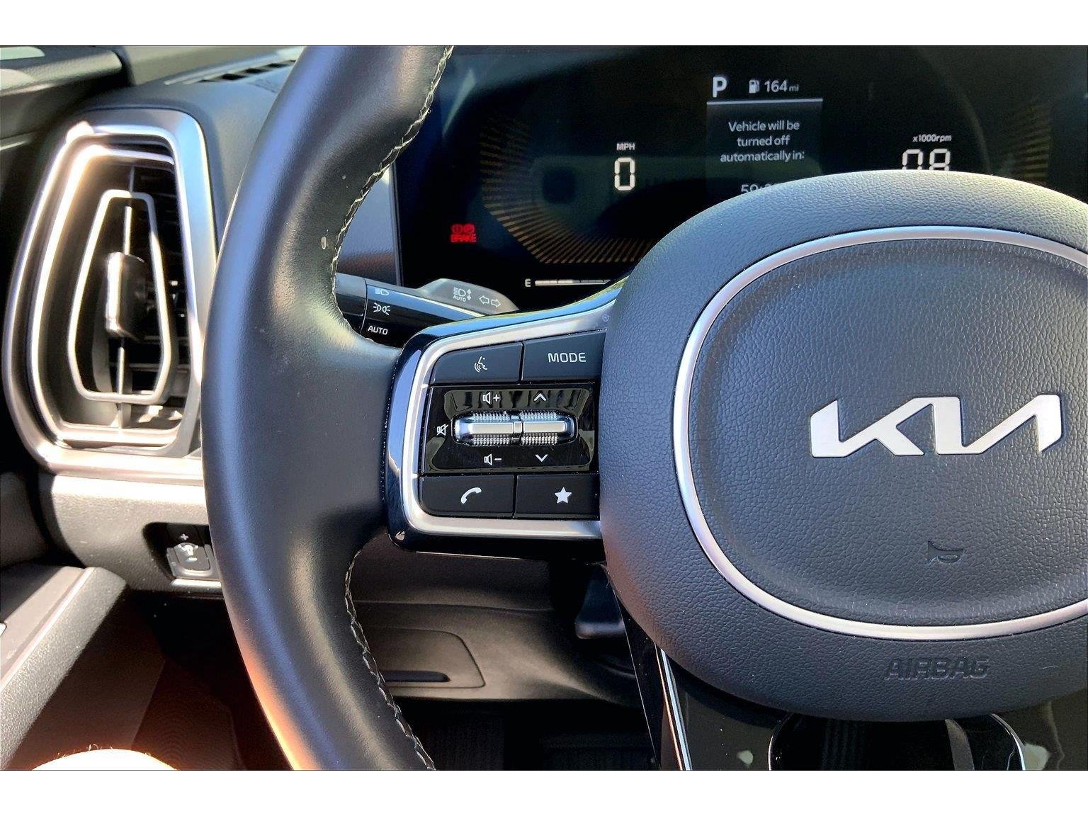 Used 2024 Kia Sorento S AWD/4WD image 17
