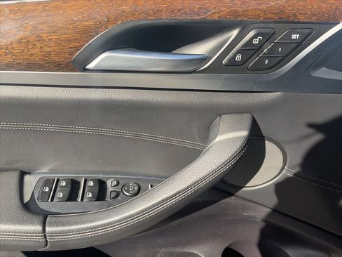 Used 2019 BMW X3 sDrive30i w/ Premium Package image 14