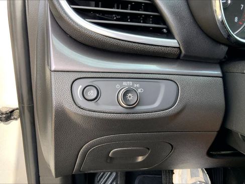 Used 2021 Buick Encore Preferred w/ Safety Package AWD/4WD image 32
