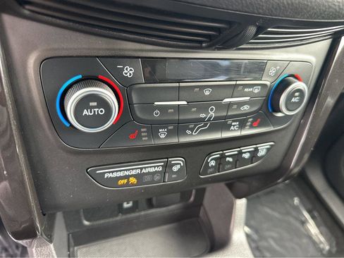 Used 2019 Ford Escape Titanium FWD image 26