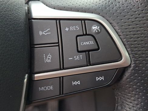 Certified 2021 Toyota Sienna Limited AWD/4WD image 26