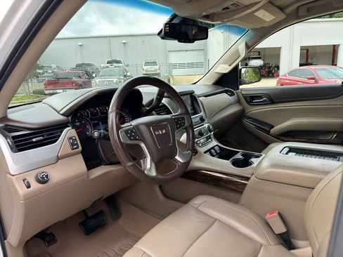 Used 2016 GMC Yukon SLT RWD image 11