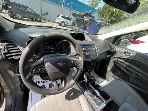 Used 2017 Ford Escape S FWD image 5