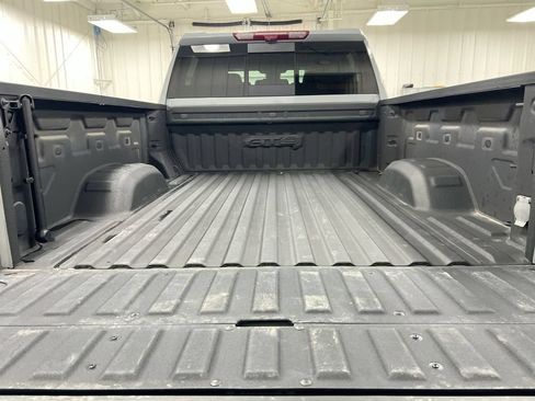 Used 2024 GMC Sierra 2500 AT4 w/ AT4 Premium Plus Package AWD/4WD image 25