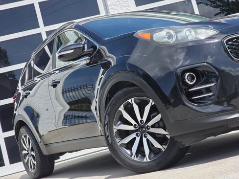Used 2018 Kia Sportage EX w/ EX Technology Package FWD image 11