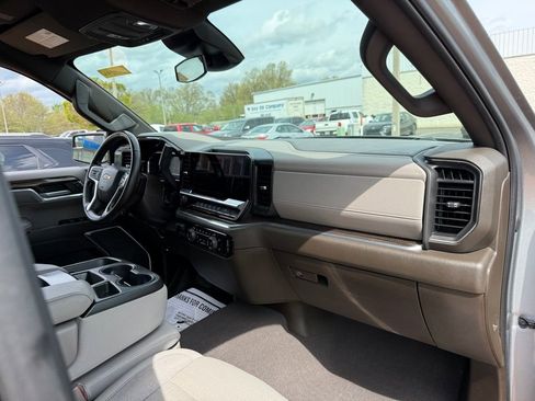 Used 2023 Chevrolet Silverado 1500 LT w/ Protection Package AWD/4WD image 21