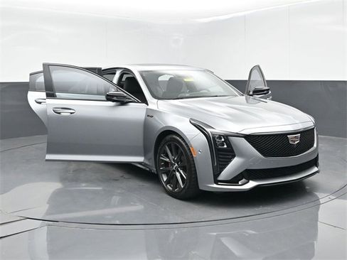 Used 2025 Cadillac CT5 V image 60