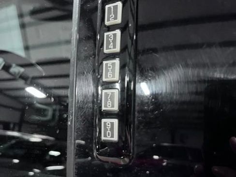 Used 2022 Ford F350 Lariat w/ Lariat Ultimate Package AWD/4WD image 35
