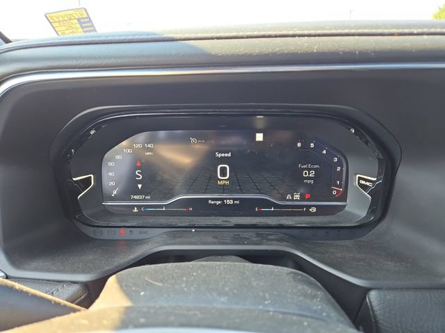 Used 2023 GMC Yukon XL Denali AWD/4WD image 15