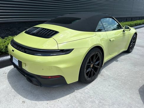 Certified 2025 Porsche 911 Carrera RWD image 10