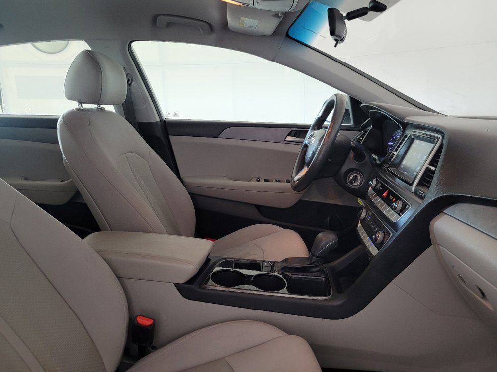 Used 2019 Hyundai Sonata SE FWD image 21